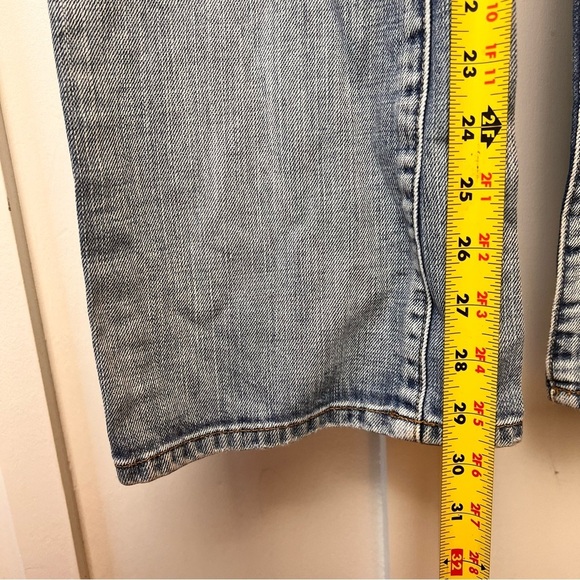 American Eagle Jeans Womens Size 10 Reg Slim Boot Distressed Light Wash Low Rise - Picture 5 of 10